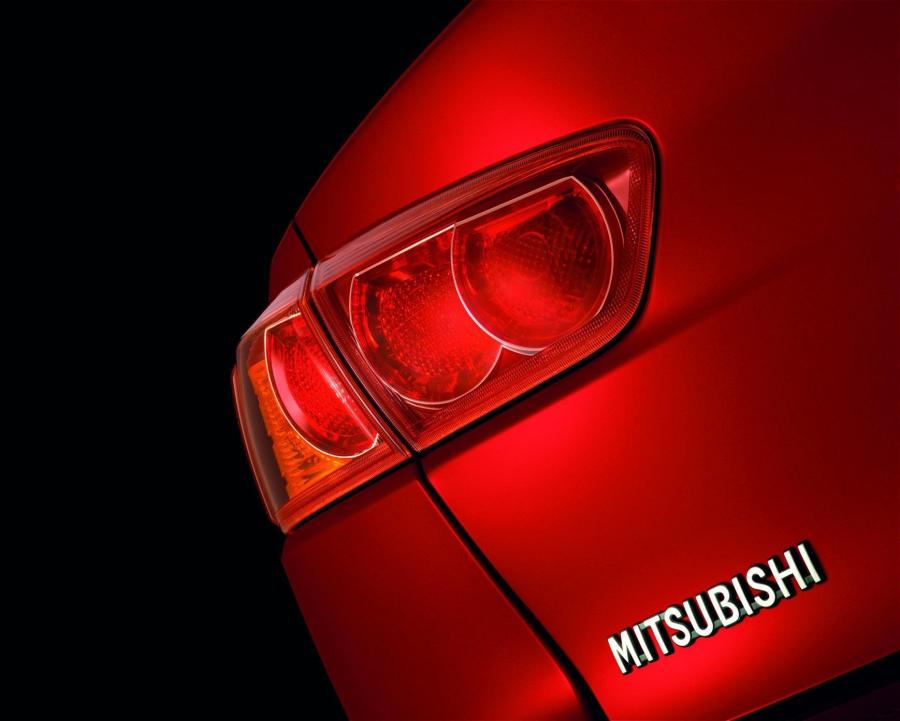  Mitsubishi Lancer 2007 года  (фото 11 из 104)